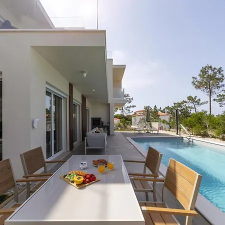 Beyond The Sea Villa *